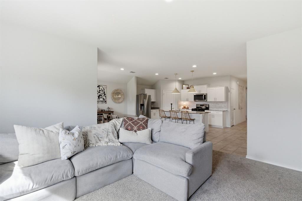 549 Derby Lane Springtown, TX 76082 - Photo 11 of 28