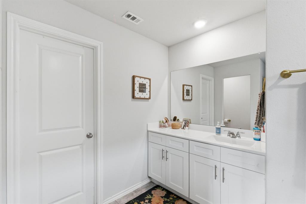 549 Derby Lane Springtown, TX 76082 - Photo 17 of 28