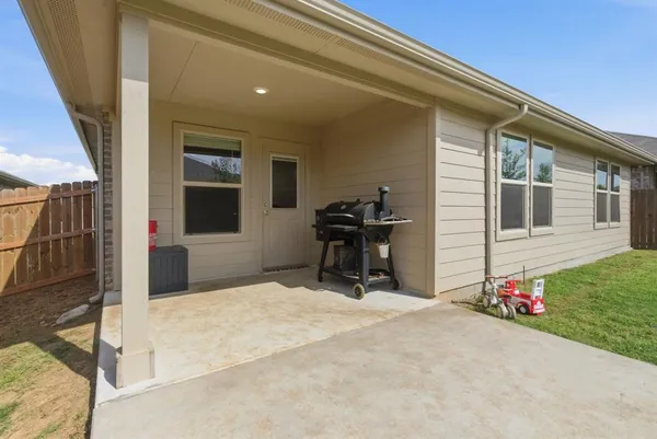 $309,000 | 549 Derby Lane, Springtown, TX 76082