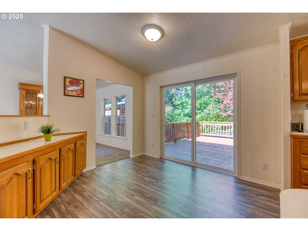 68296 Ridge Road North Bend, OR 97459 - Photo 11 of 31 Gallery Image 11