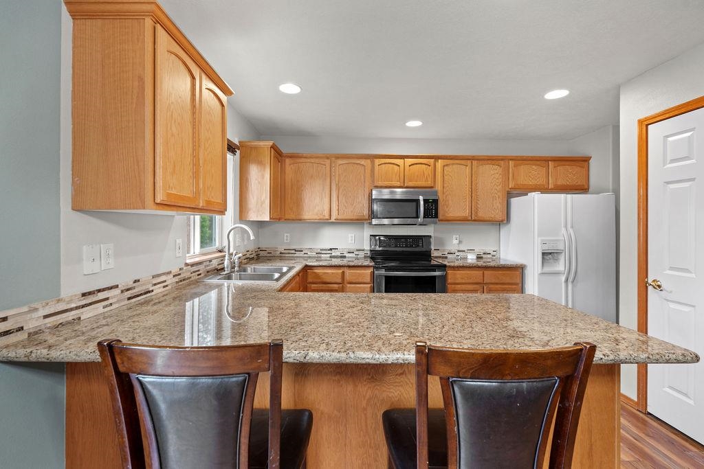 6831 North Cambridge Lane Spokane, WA 99208 - Photo 11 of 44