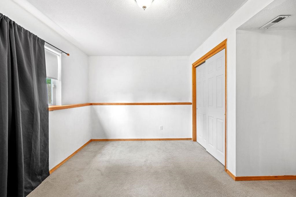 6831 North Cambridge Lane Spokane, WA 99208 - Photo 27 of 44