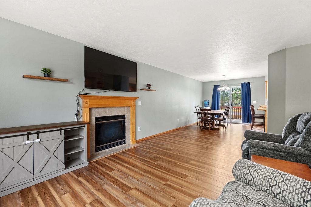 6831 North Cambridge Lane Spokane, WA 99208 - Photo 4 of 44