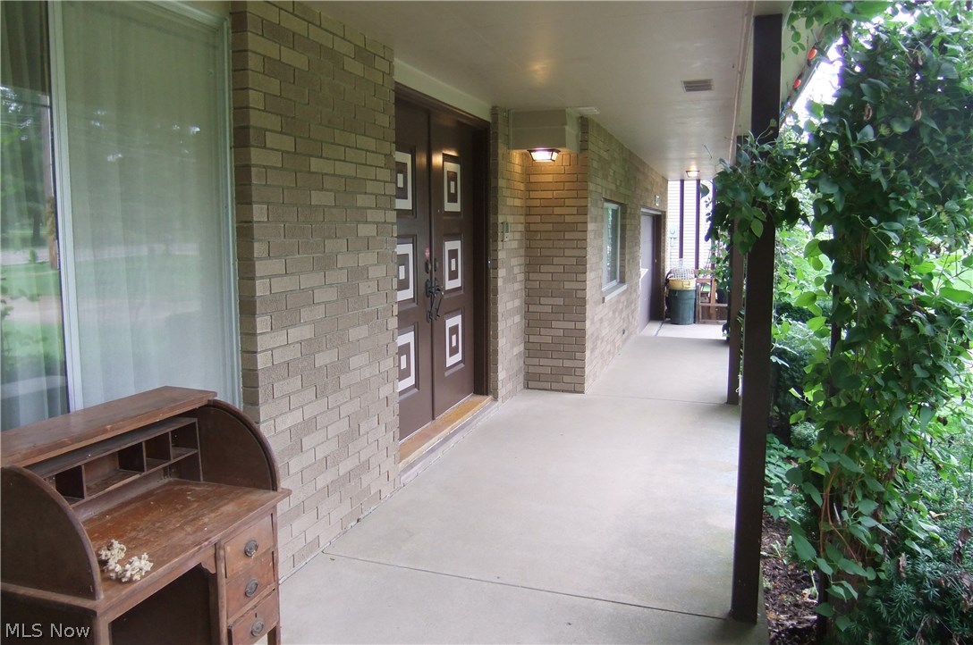 16435 Drake Road Strongsville, OH 44136 - Photo 22 of 33