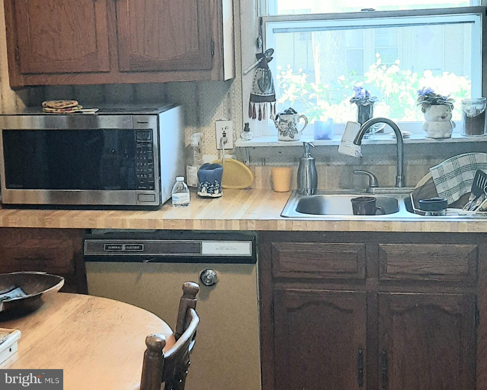 15B Walnut Road Manahawkin, NJ 08050 - Photo 3 of 6