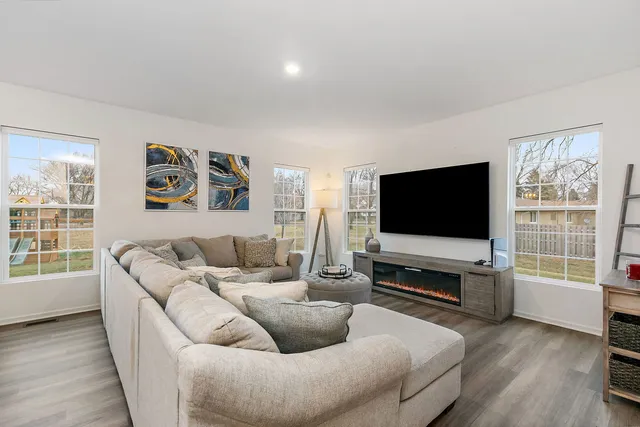 $595,000 | 15124 South Emerson Street, Plainfield, IL 60544