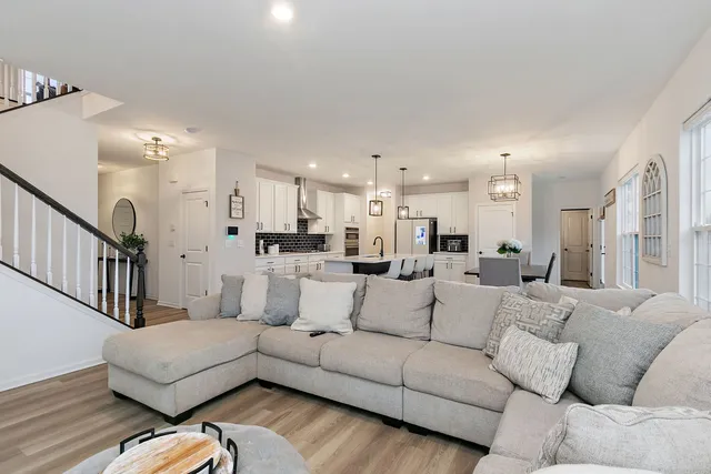 $595,000 | 15124 South Emerson Street, Plainfield, IL 60544