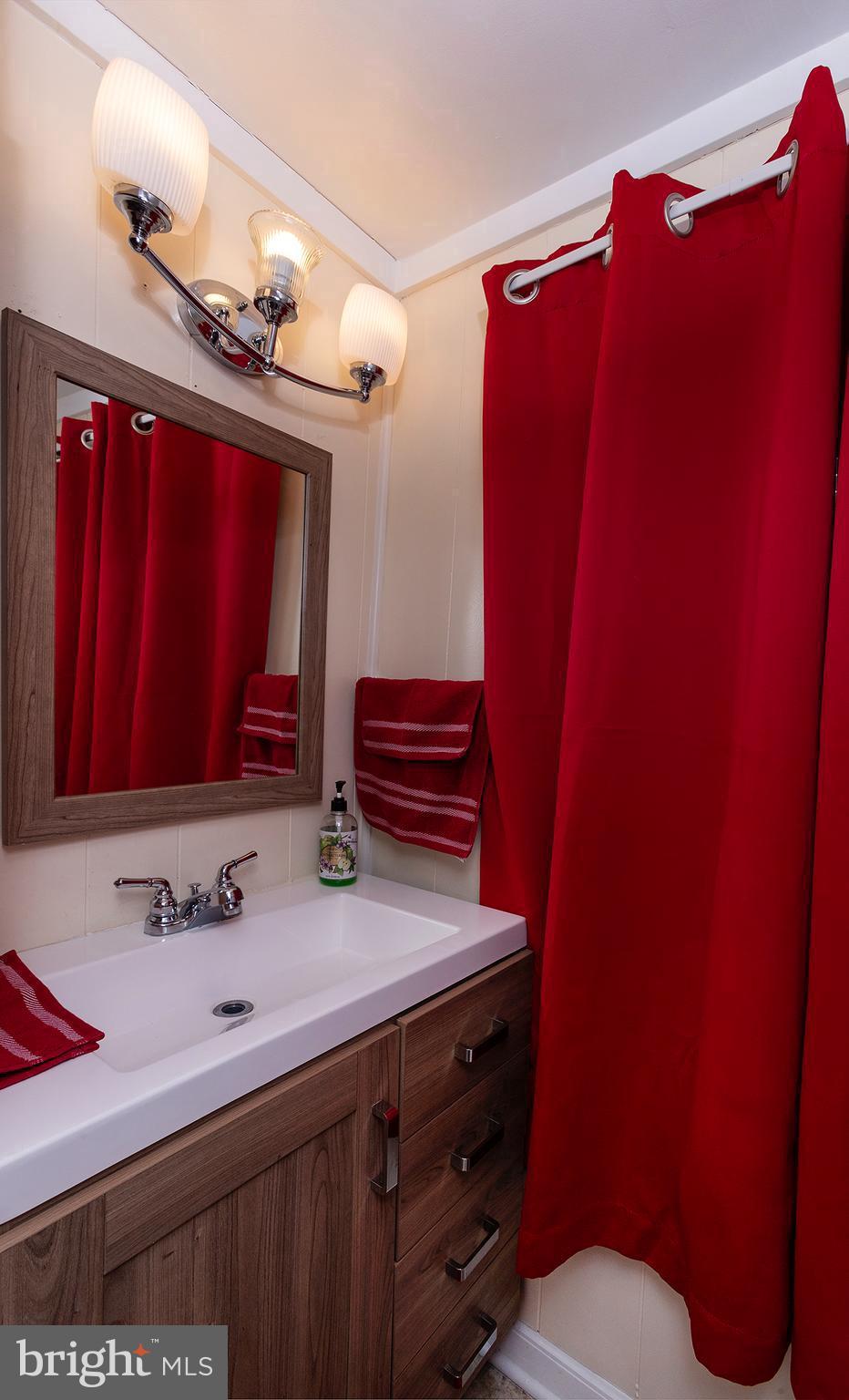 1102 Rana Villa Avenue Camp Hill, PA 17011 - Photo 15 of 40 1/2 Bath off Living Room.