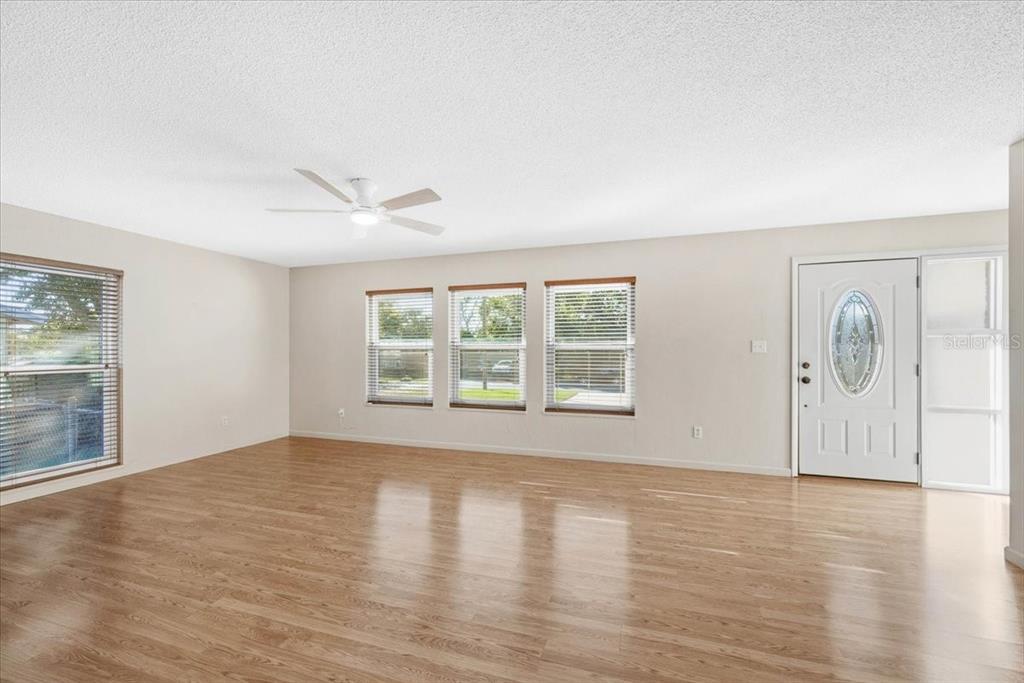 1930 Sylvester Court Lakeland, FL 33803 - Photo 5 of 32