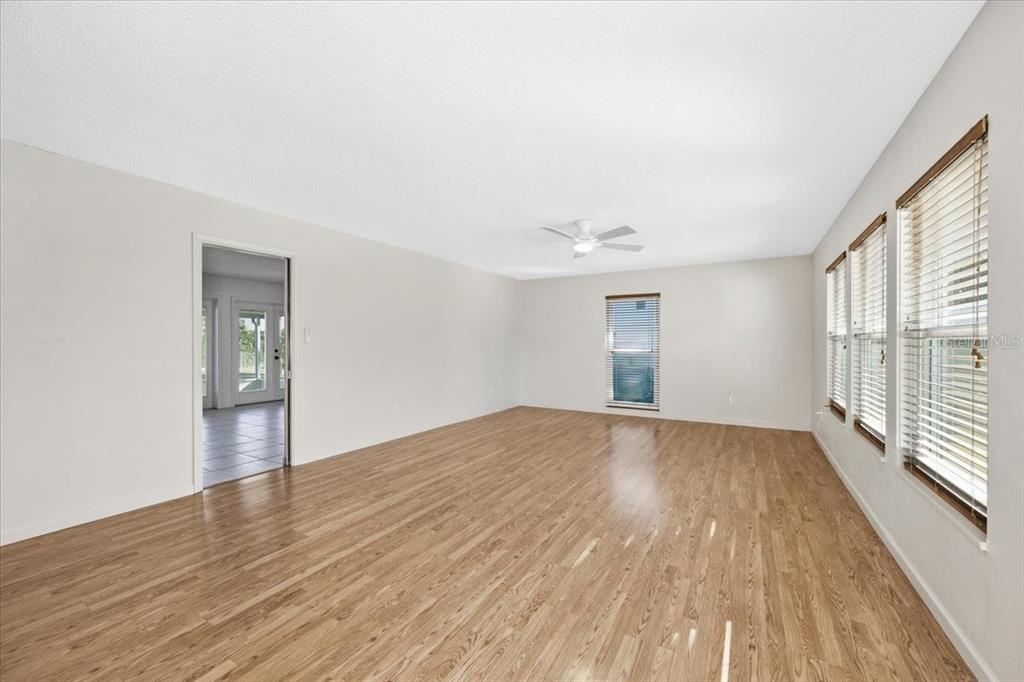 1930 Sylvester Court Lakeland, FL 33803 - Photo 7 of 32