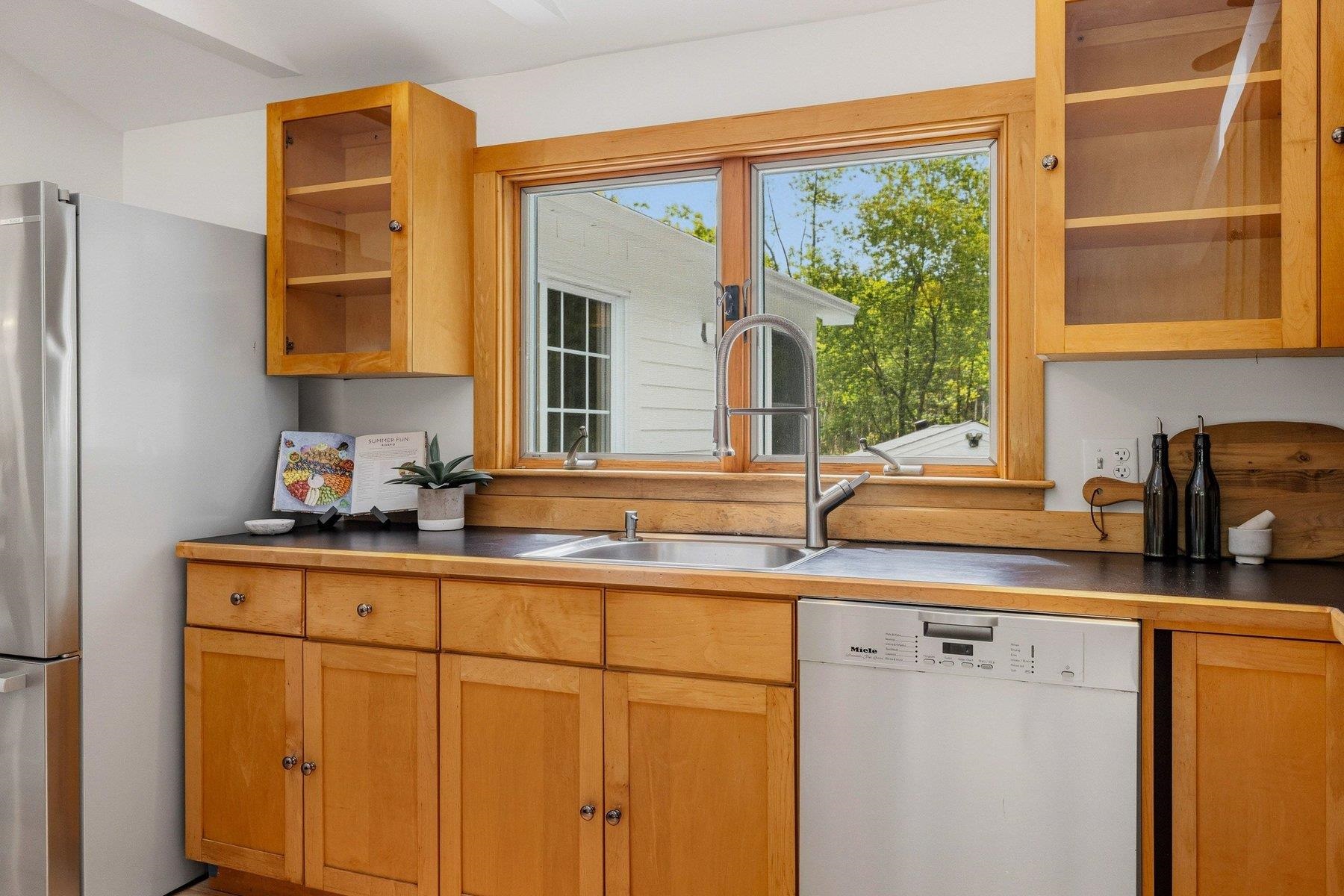 270 Brackett Road Rye, NH 03870 - Photo 10 of 43