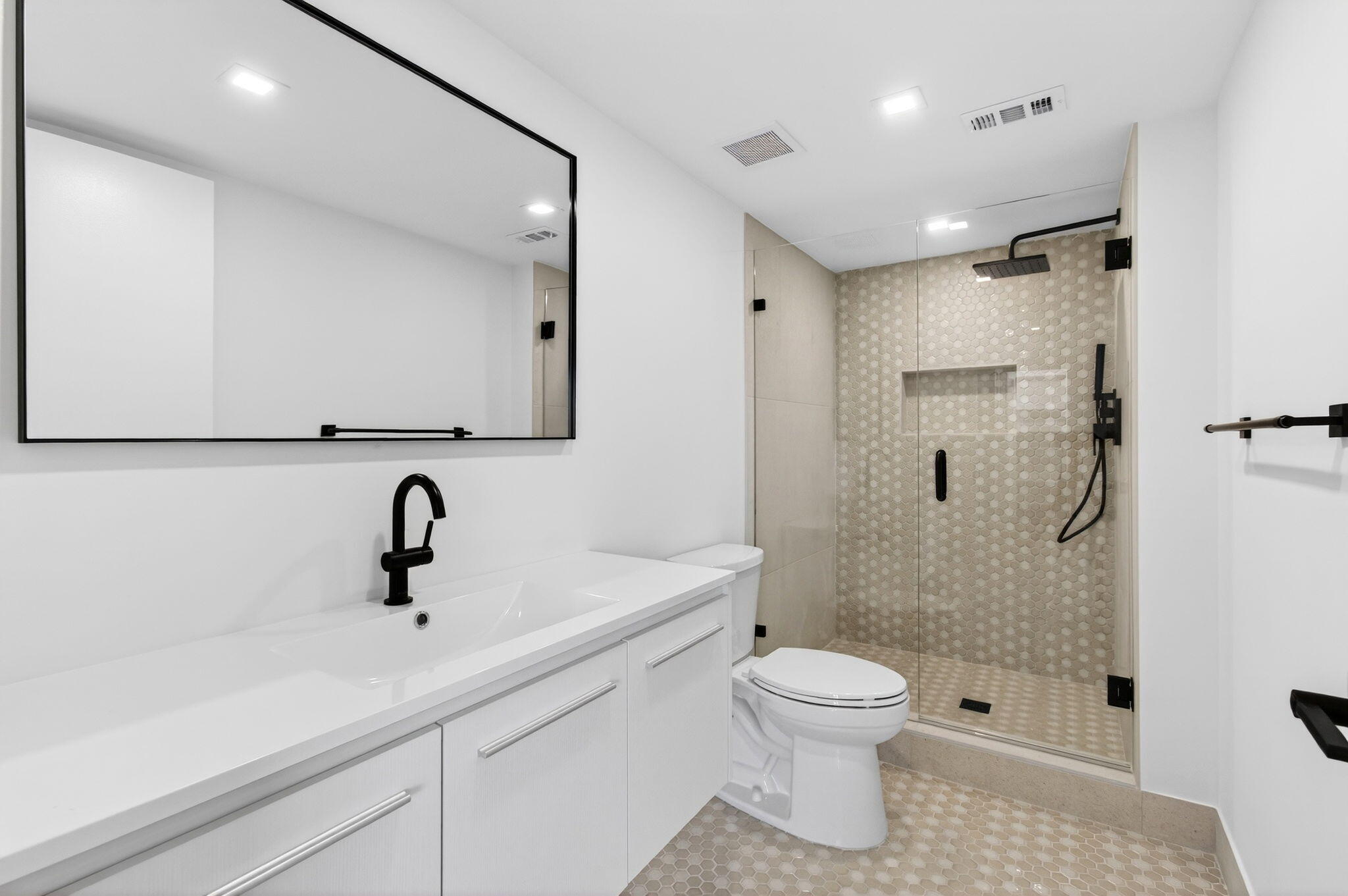 14360 Strathmore Lane, Unit 406 Delray Beach, FL 33446 - Photo 21 of 82 59-web-or-mls-DSC_2686