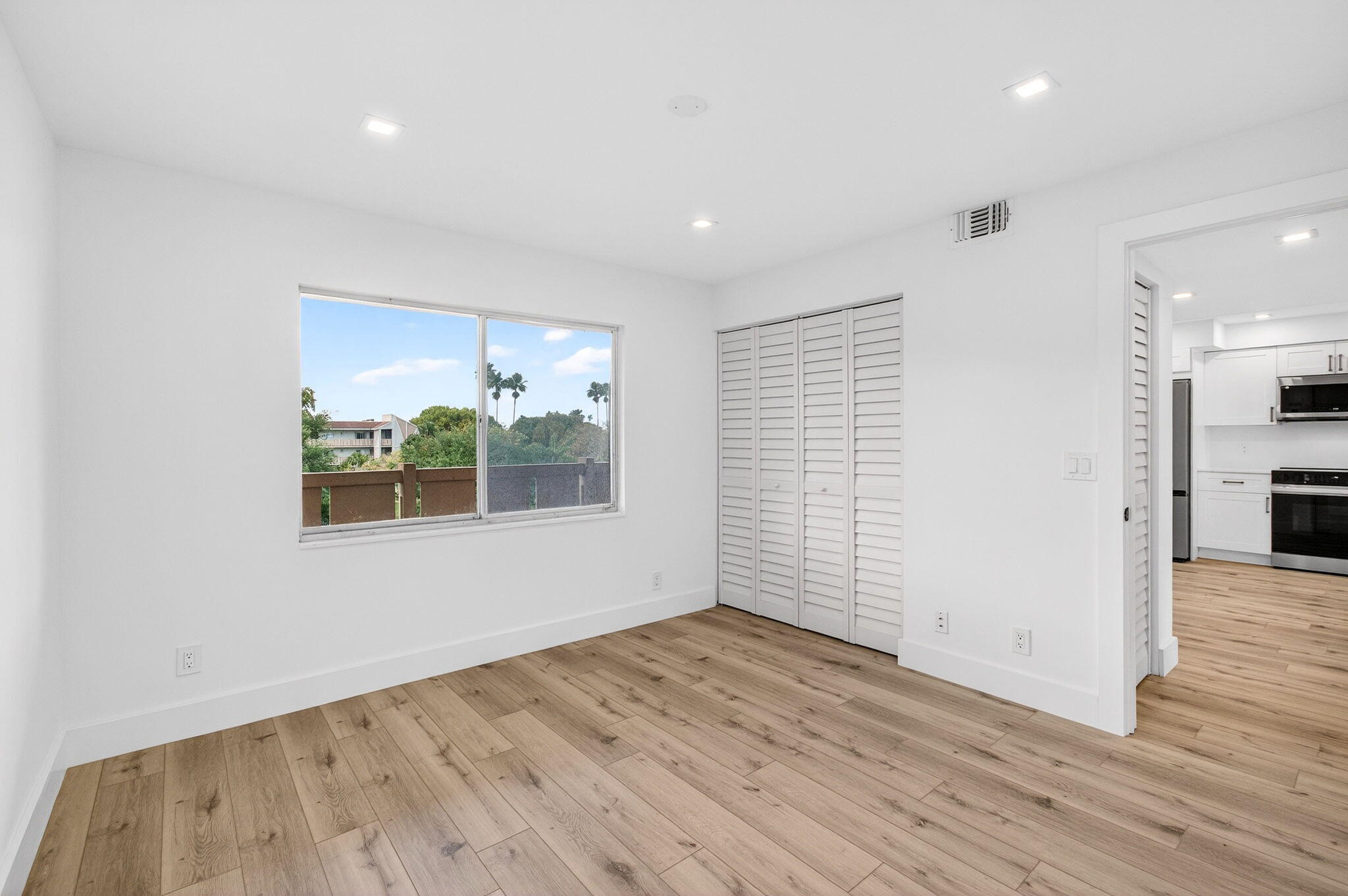 14360 Strathmore Lane, Unit 406 Delray Beach, FL 33446 - Photo 27 of 82 69-web-or-mls-DSC_2777