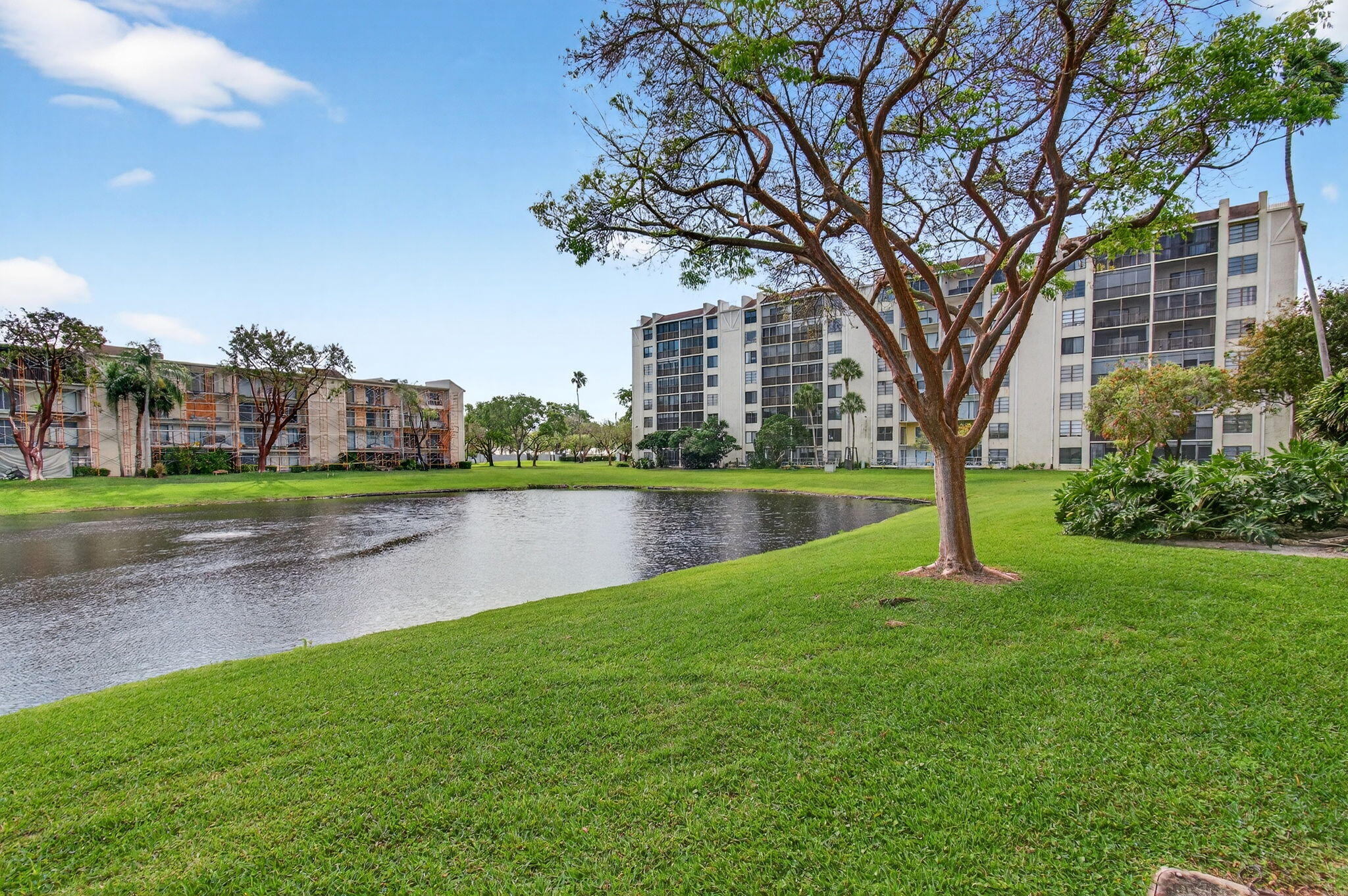 14360 Strathmore Lane, Unit 406 Delray Beach, FL 33446 - Photo 36 of 82 89-web-or-mls-DSC_2225