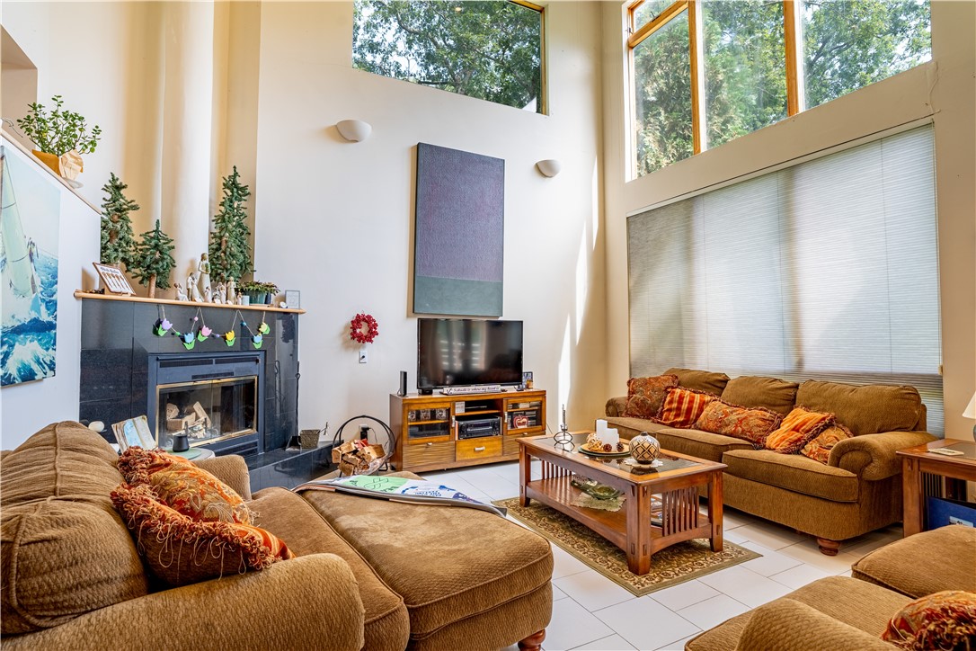 1240 Hartford Pike Scituate, RI 02857 - Photo 16 of 50