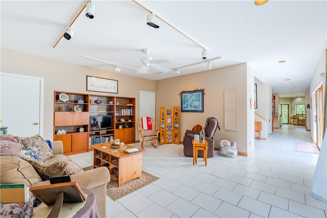 1240 Hartford Pike Scituate, RI 02857 - Photo 18 of 50