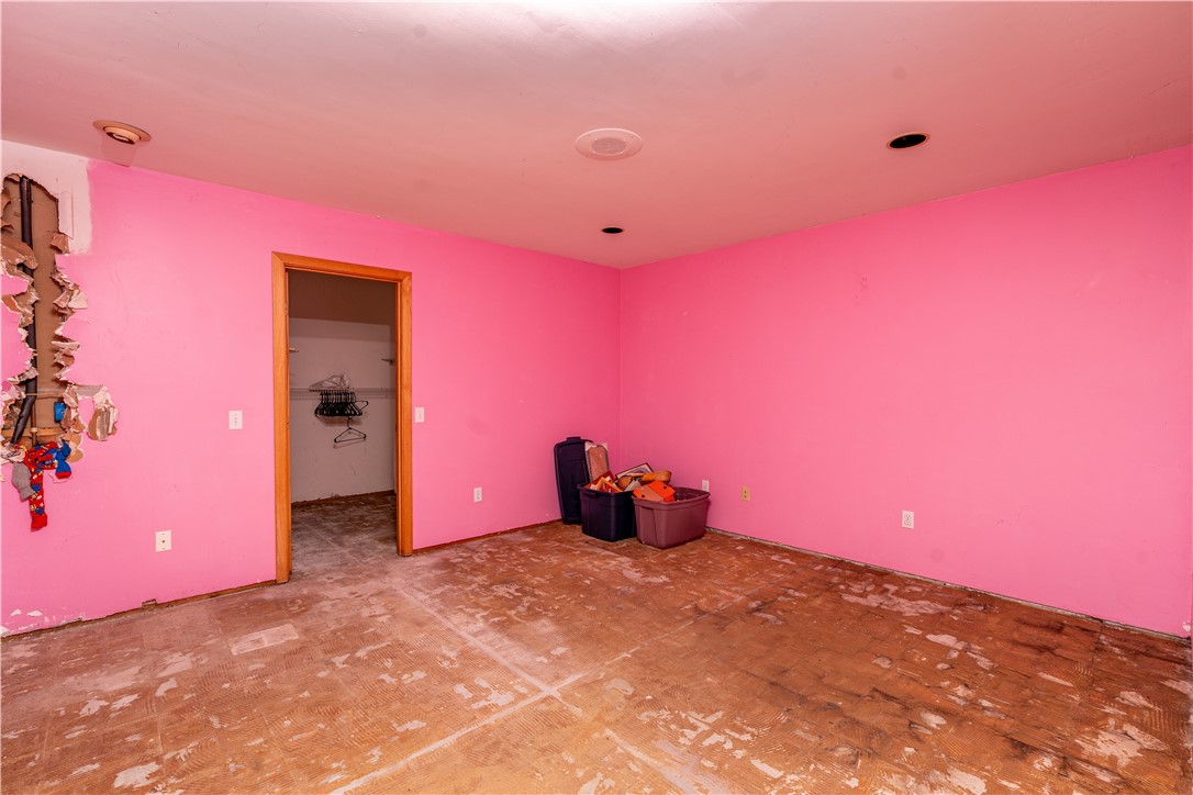 1240 Hartford Pike Scituate, RI 02857 - Photo 39 of 50