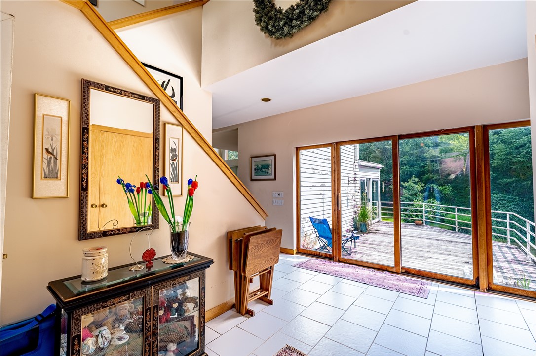 1240 Hartford Pike Scituate, RI 02857 - Photo 8 of 50