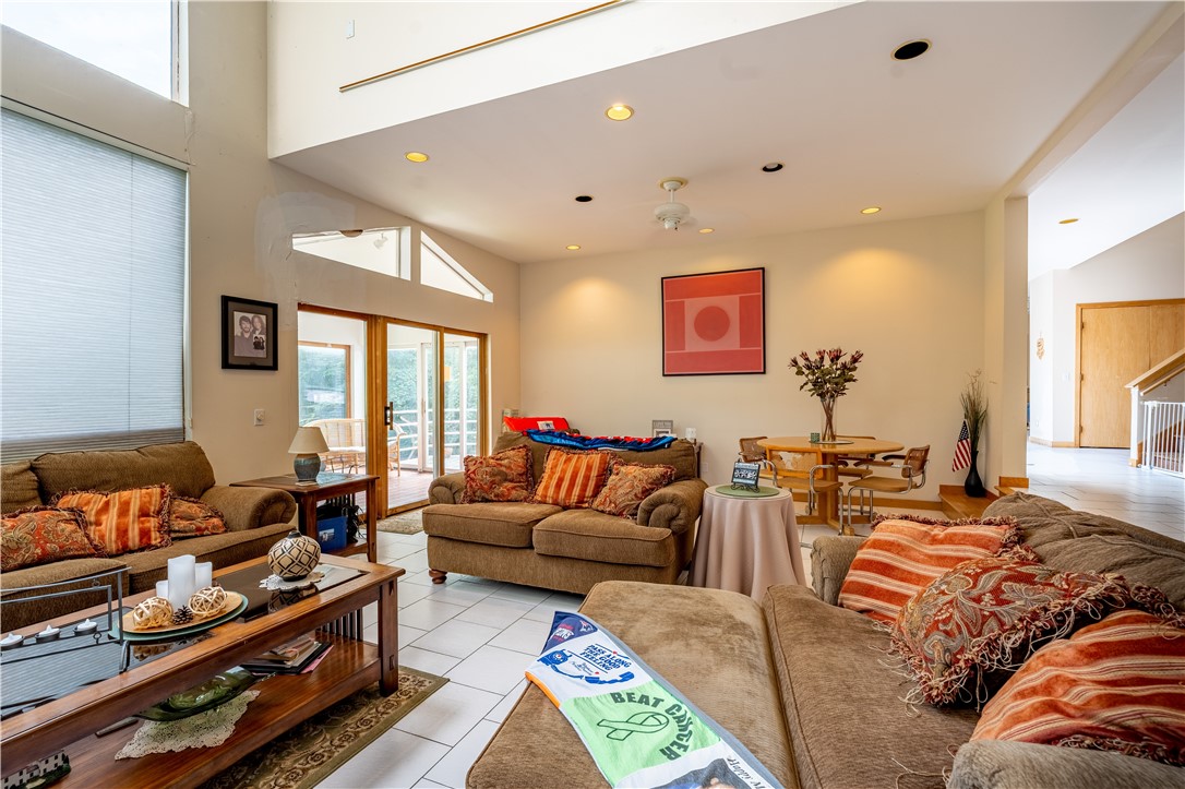 1240 Hartford Pike Scituate, RI 02857 - Photo 10 of 50