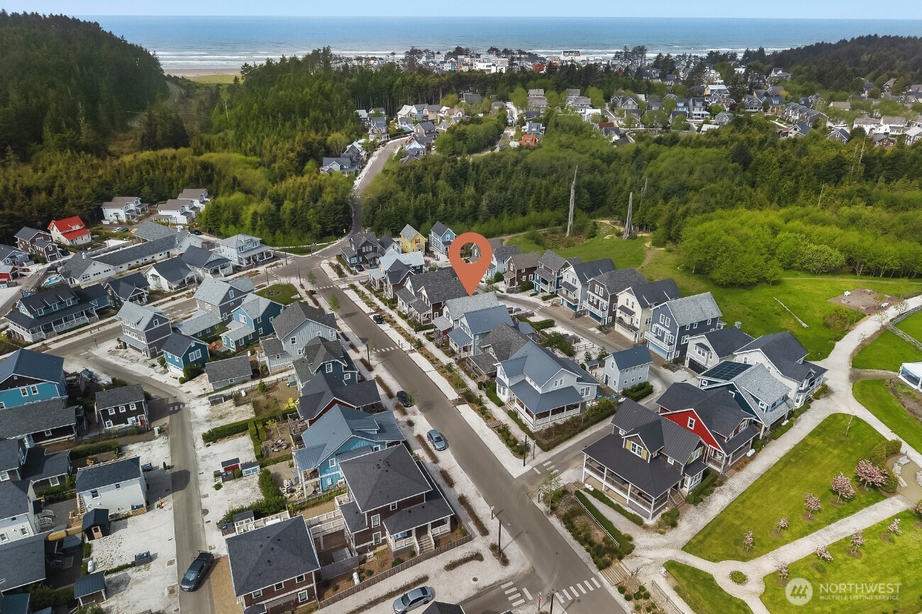 74 Horizon Street Pacific Beach, WA 98571 - Photo 33 of 33 an aerial view of a city with lots of residential buildings