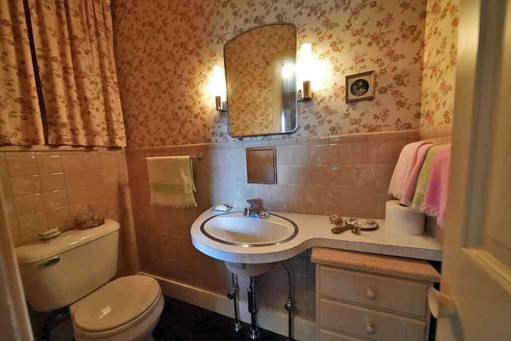 33 Pleasant Street Houlton, ME 04730 - Photo 48 of 80 half-bath-houlton-cape