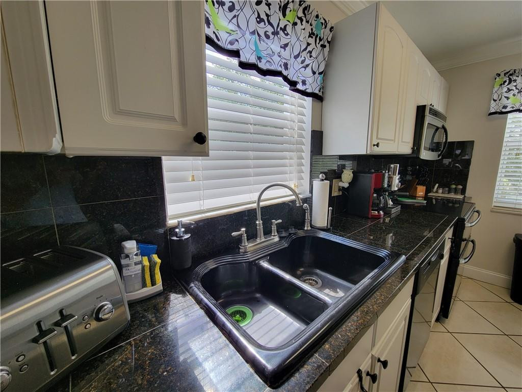 3551 Inverrary Drive, Unit 312 Lauderhill, FL 33319 - Photo 2 of 34 Photo 2