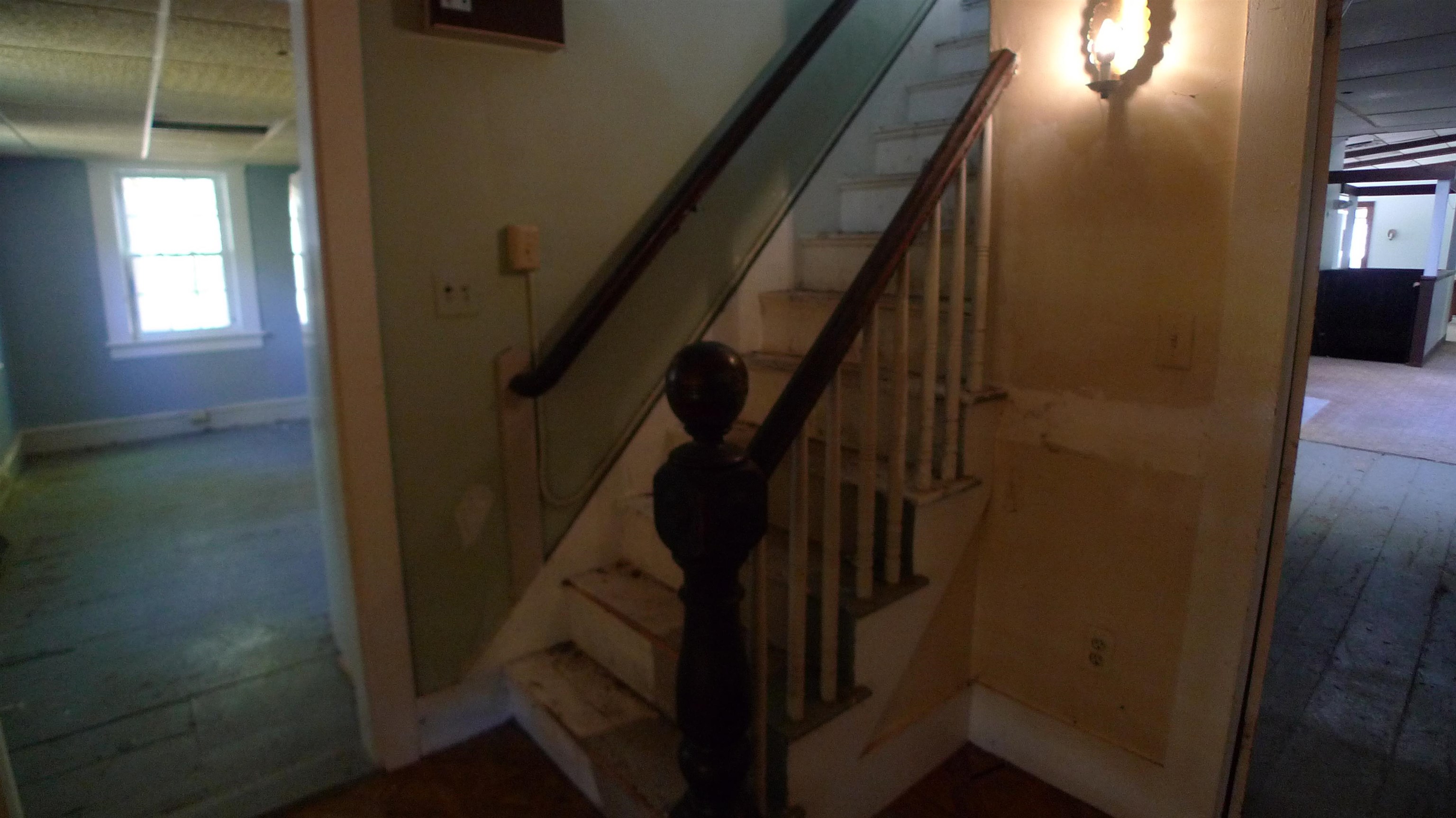 78 Raymond Road Chester, NH 03036 - Photo 14 of 37