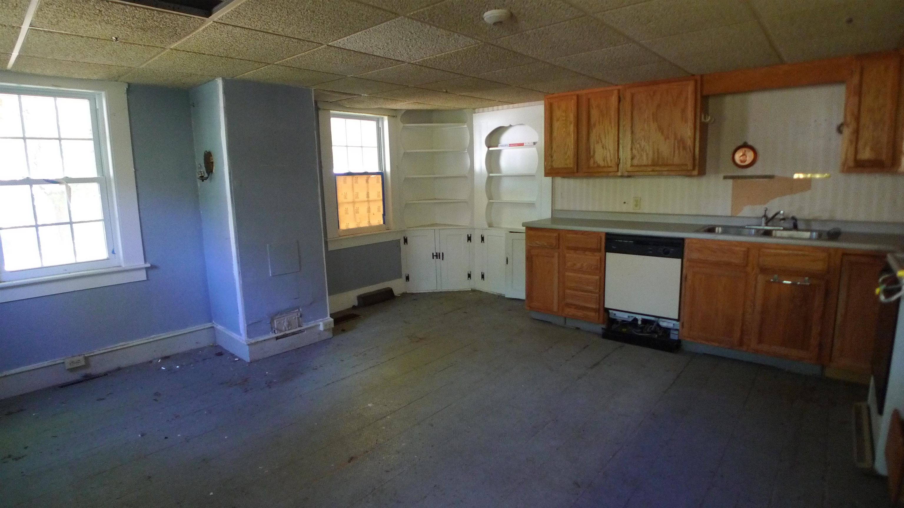 78 Raymond Road Chester, NH 03036 - Photo 15 of 37