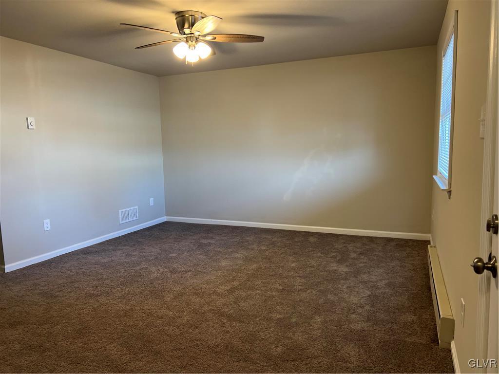 2732 Diane Boulevard Allentown, PA 18109 - Photo 2 of 11 Living Room