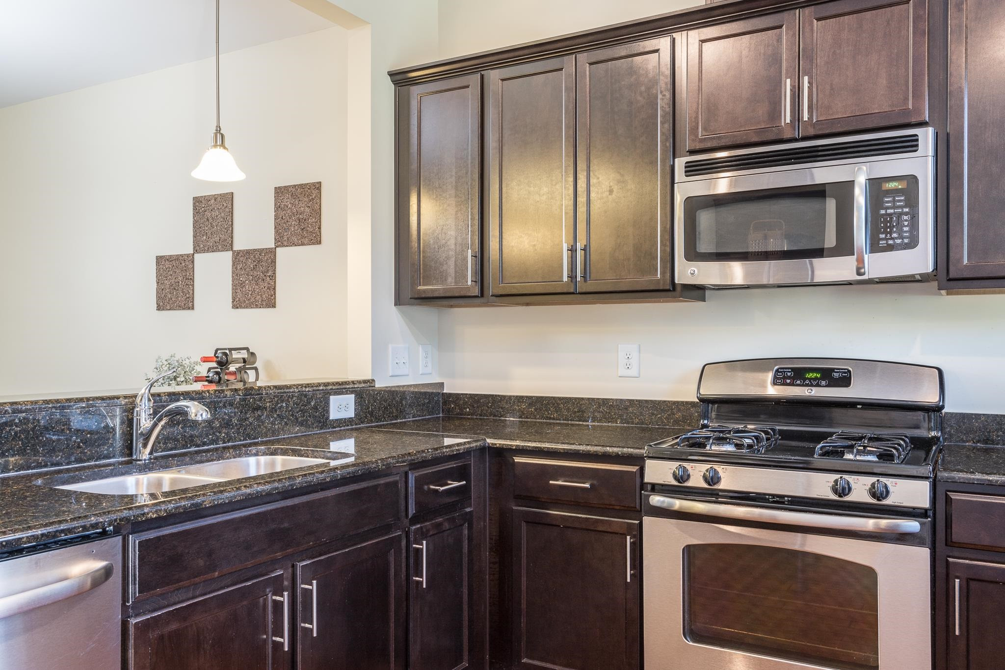 1517 Crafton Way Raleigh, NC 27607 - Photo 11 of 30 Photo 11