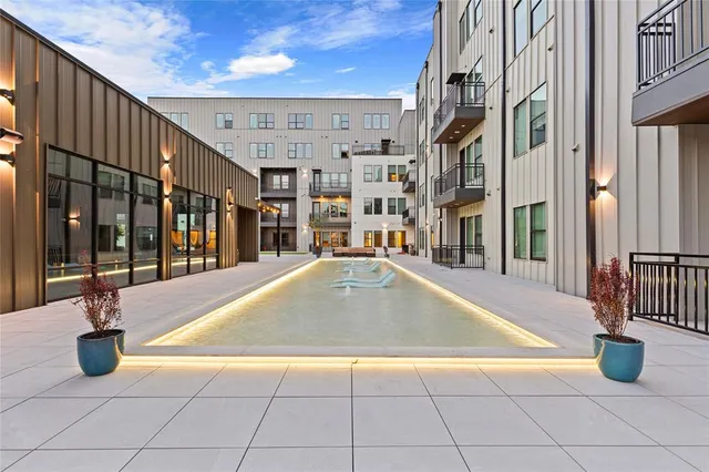 $386,140 | 1900 South Ervay Street, Unit 410, Dallas, TX 75215