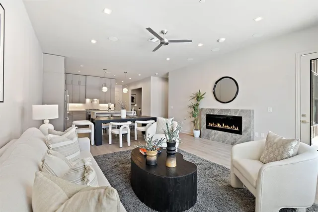 $386,140 | 1900 South Ervay Street, Unit 410, Dallas, TX 75215