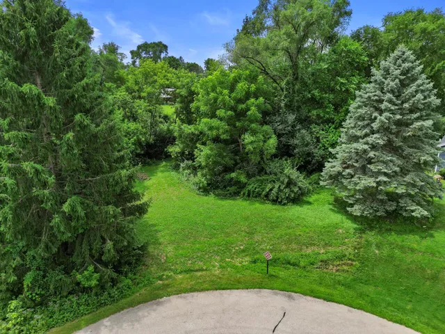 $134,900 | 5920 South Racine Avenue, Unit LT2, New Berlin, WI 53146