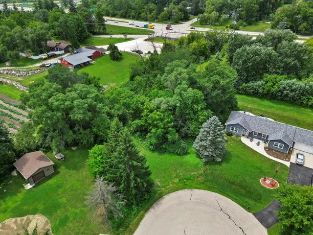 $134,900 | 5920 South Racine Avenue, Unit LT2, New Berlin, WI 53146