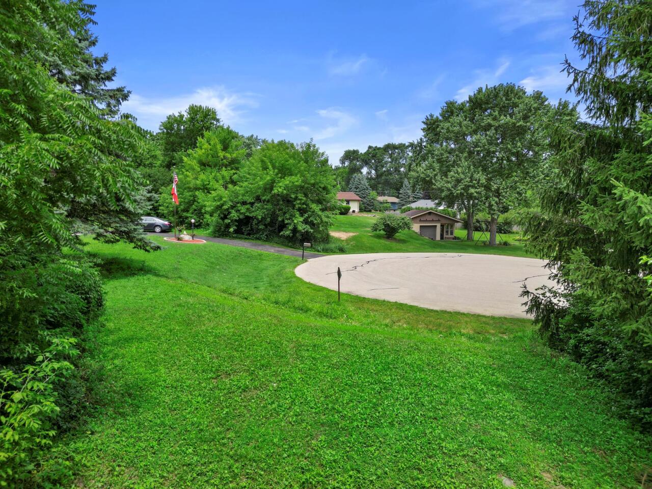 5920 South Racine Avenue, Unit LT2 New Berlin, WI 53146 - Photo 5 of 11 Established Neighborhood