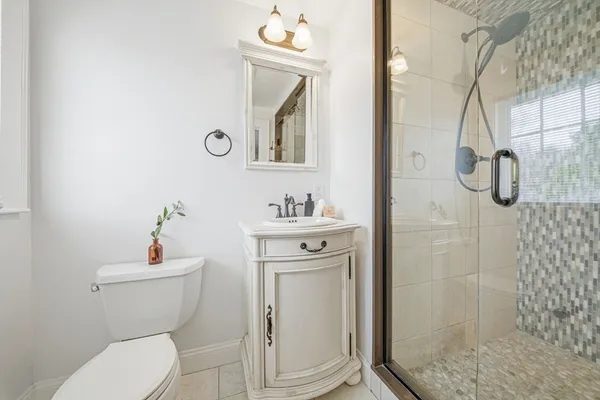 $935,000 | 8 Stanley Drive, Framingham, MA 01701