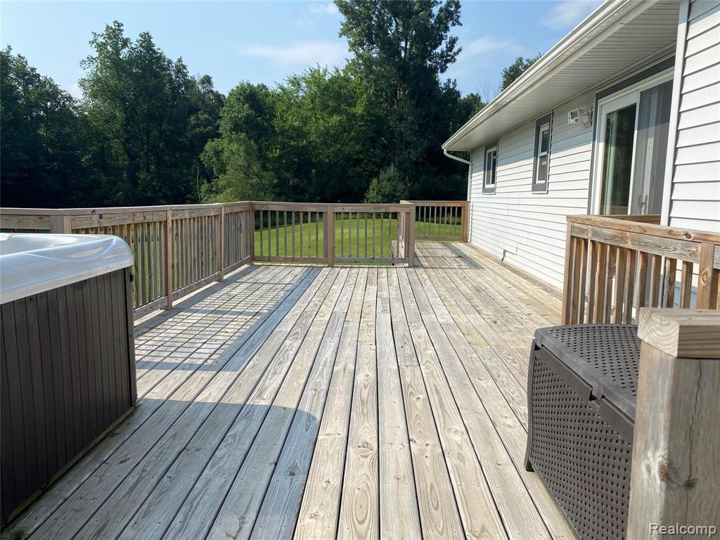 3911 Allen Road Ortonville, MI 48462 - Photo 19 of 36
