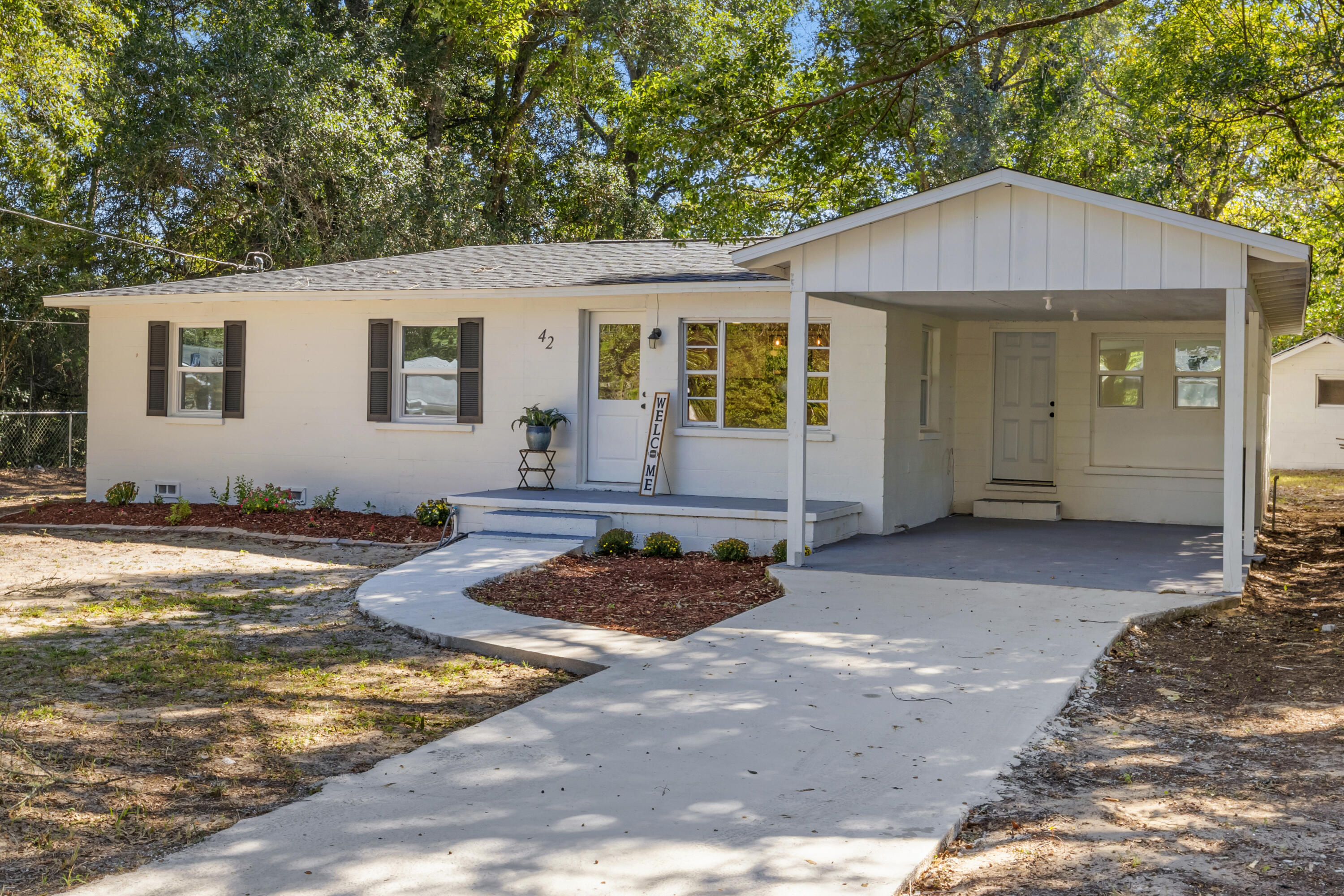 42 Roosevelt Avenue DeFuniak Springs, FL 32435 - Photo 2 of 23 42 Roosevelt Ave-2