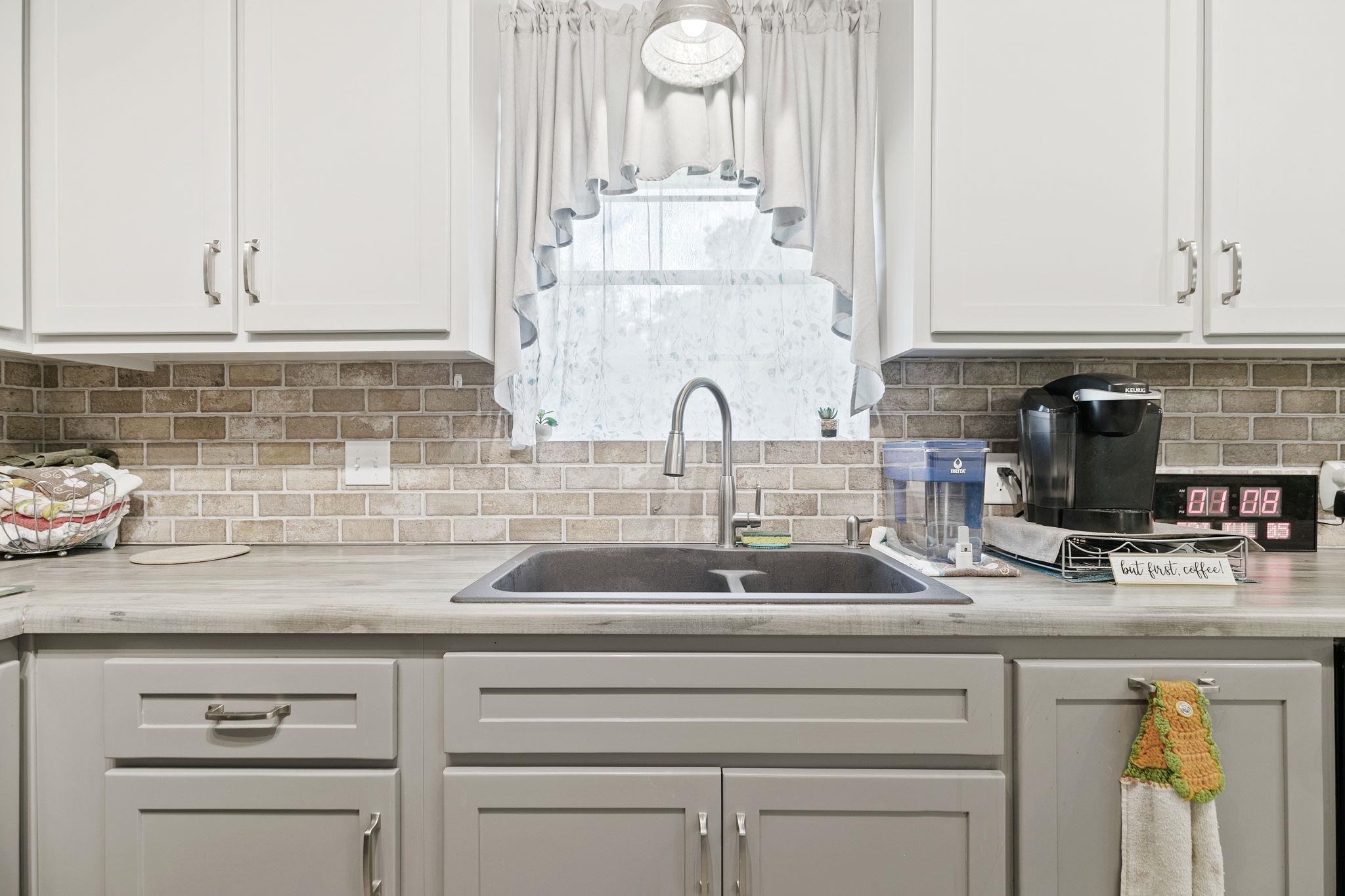 13017 5th Street Lillian, AL 36549 - Photo 12 of 58 Kitchen