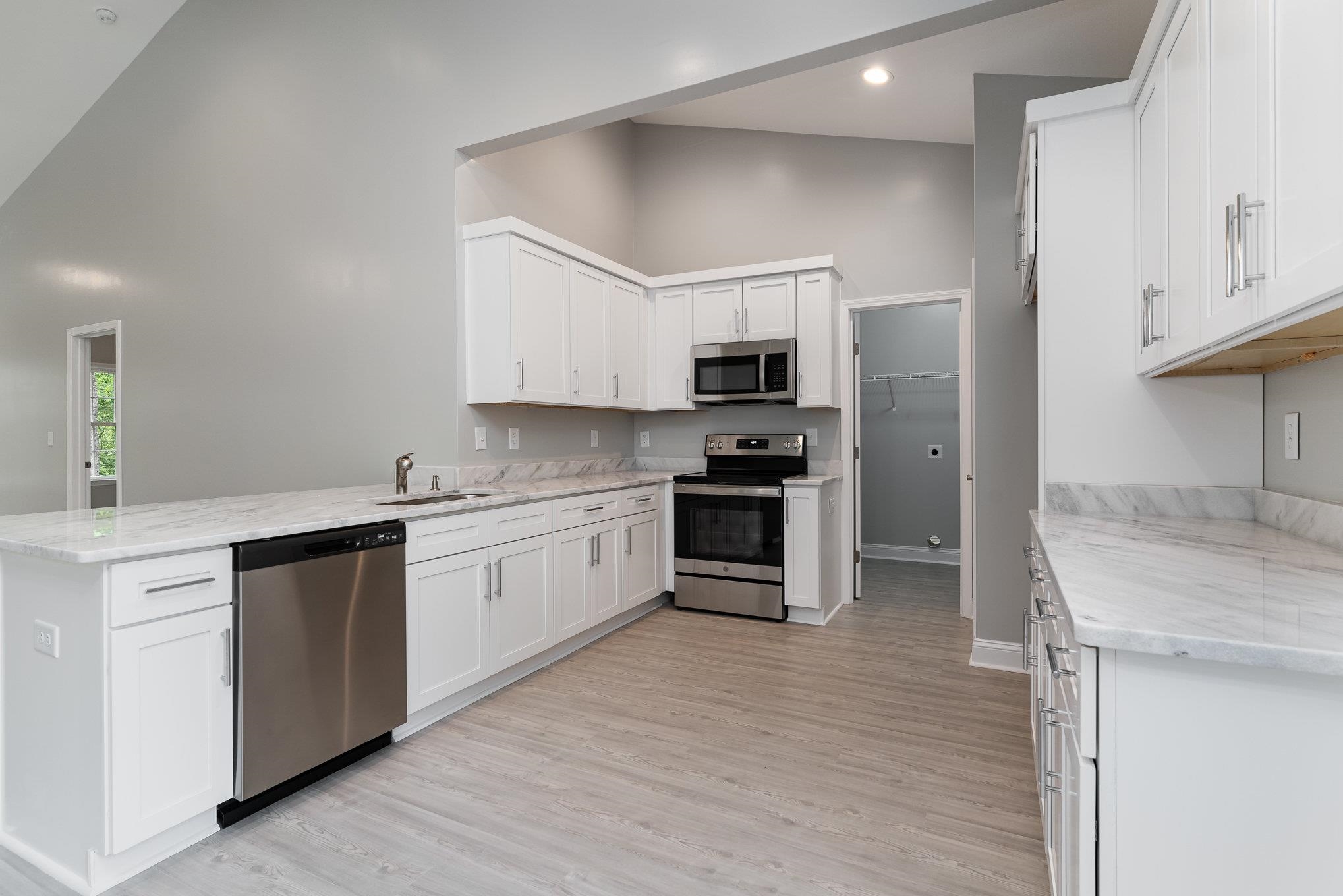 652 Goretown Loop Loris, SC 29569 - Photo 6 of 31