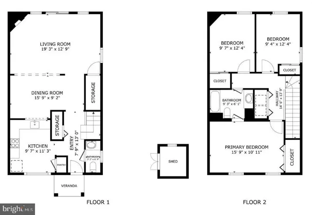 a view of backyard with patio and garden
