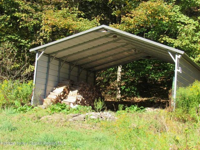 $225,000 | 6 Berry Hill Lane, Andes, NY 13731