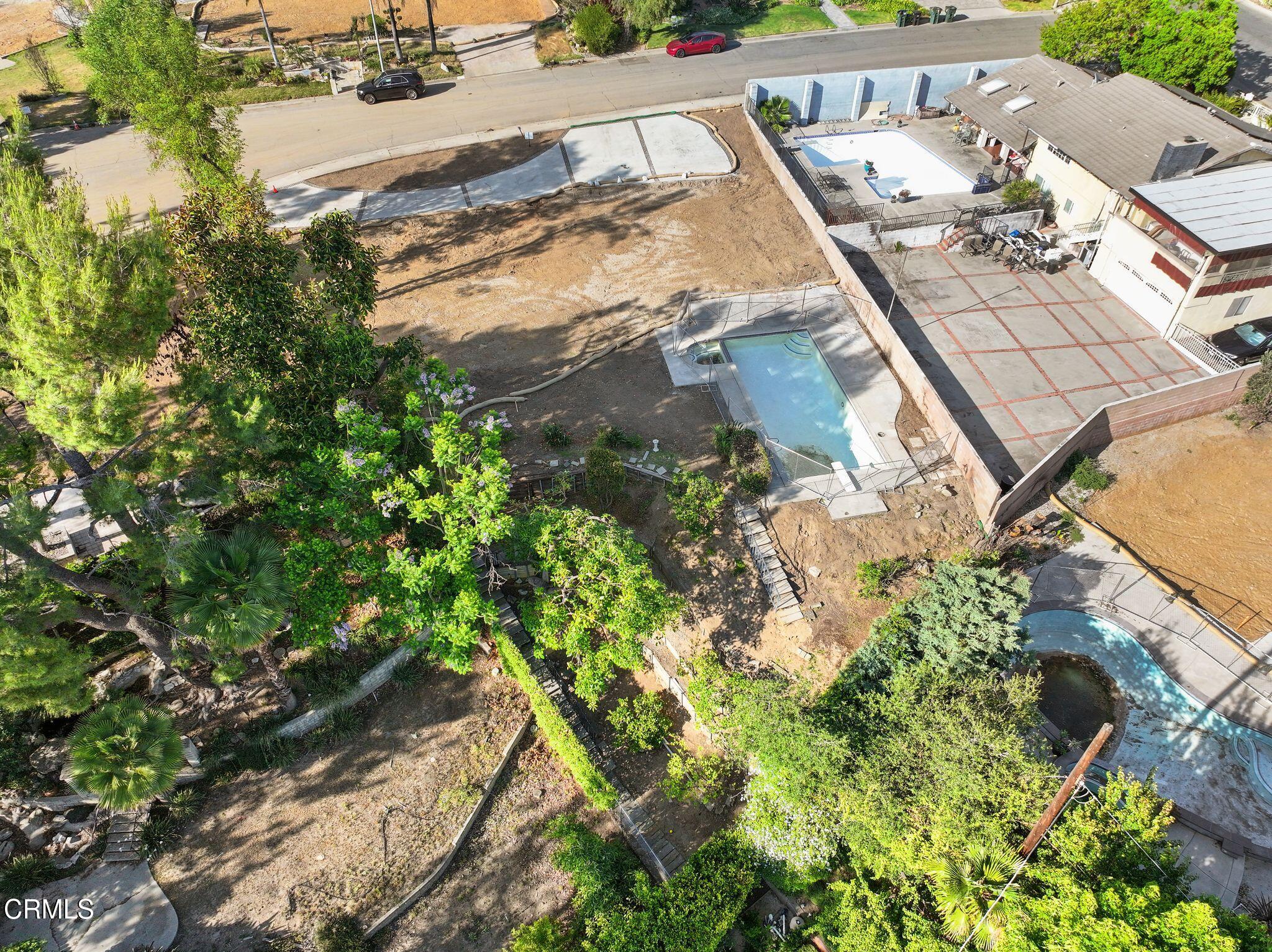 3680 Startouch Drive Pasadena, CA 91107 - Photo 6 of 27 a view of a backyard of the house