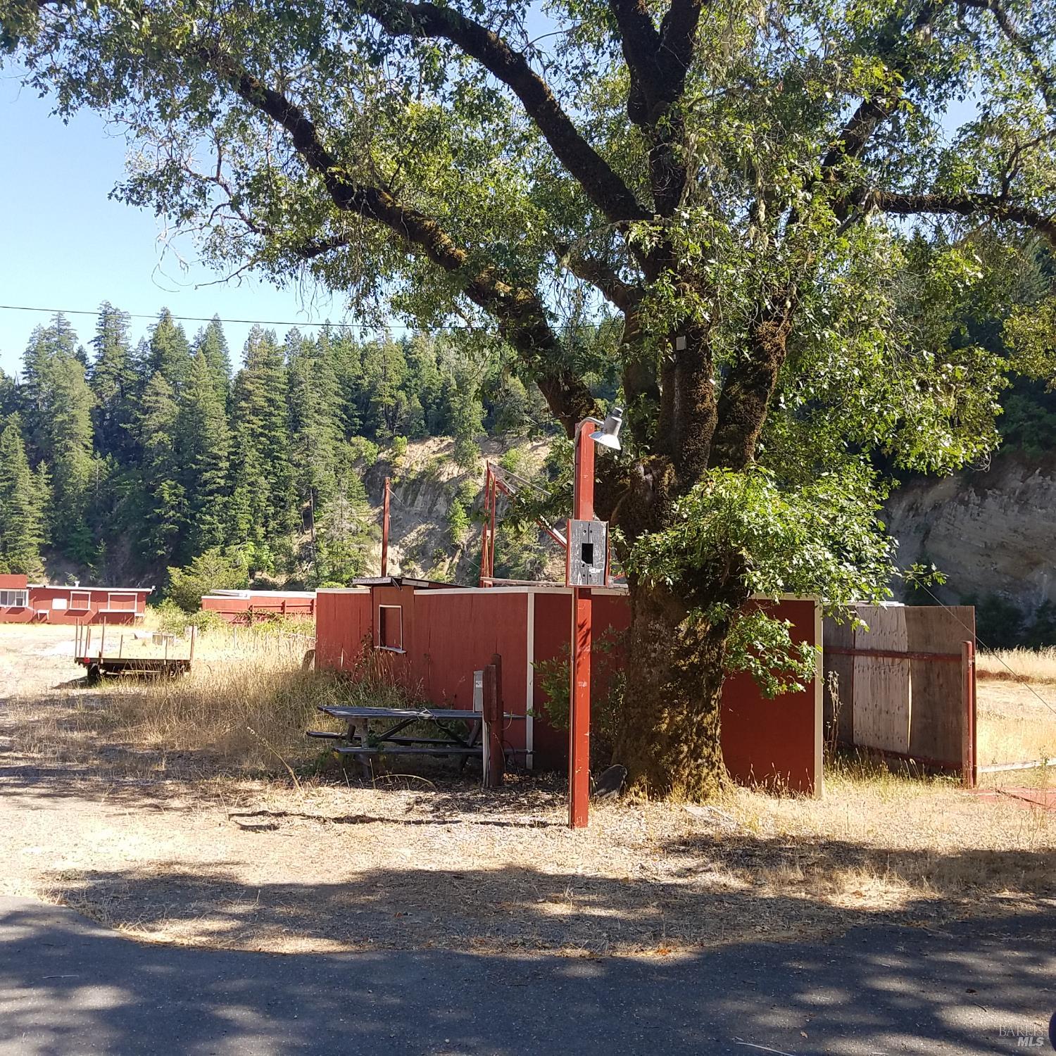80050 Road 442b Road Piercy, CA 95587 - Photo 9 of 23