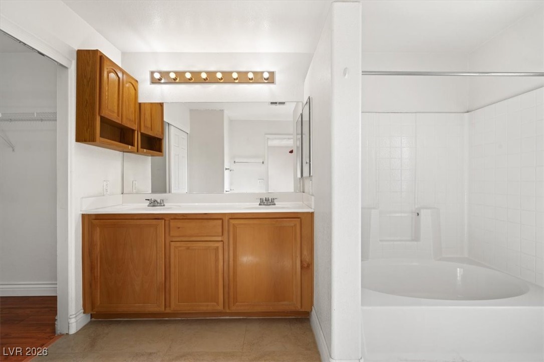 6016 Sombria Ridge Avenue Las Vegas, NV 89139 - Photo 14 of 20