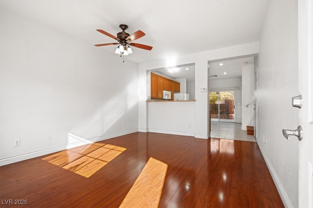 6016 Sombria Ridge Avenue Las Vegas, NV 89139 - Photo 2 of 20