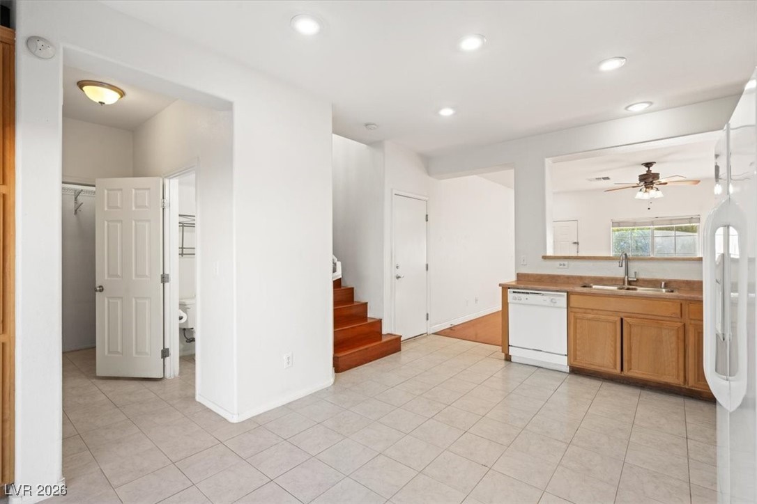 6016 Sombria Ridge Avenue Las Vegas, NV 89139 - Photo 7 of 20