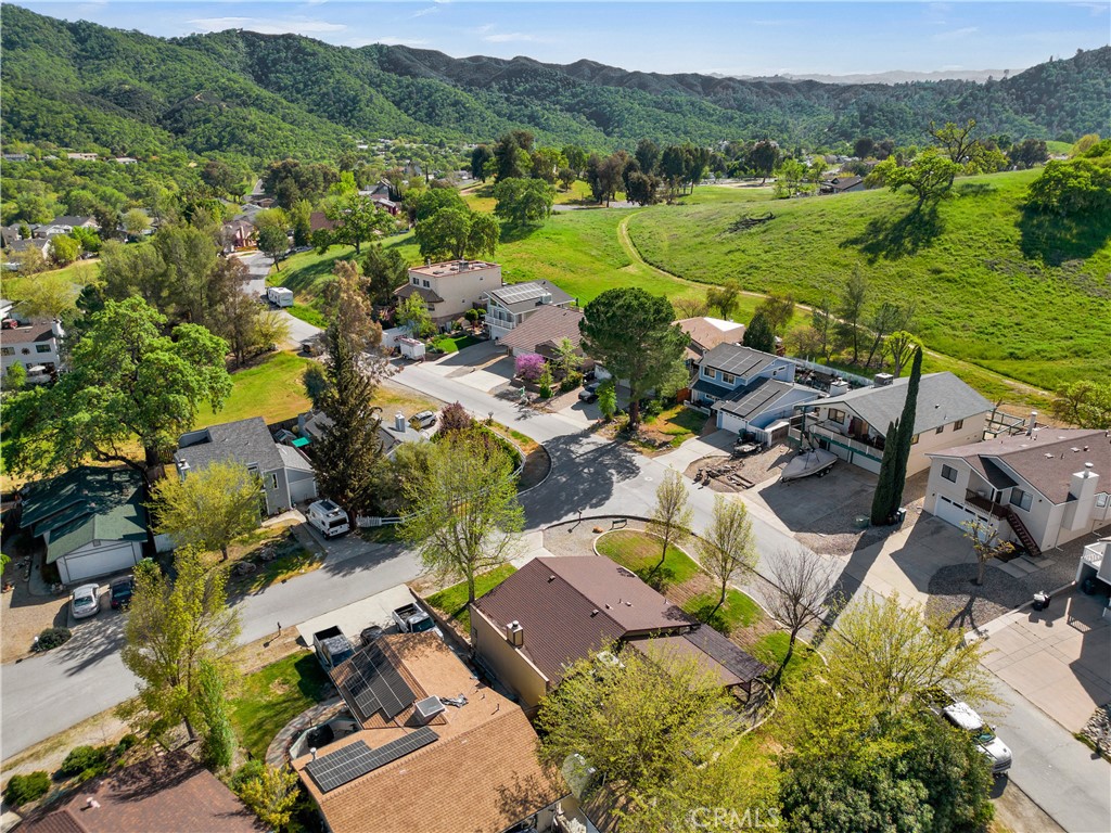 1991 Brook Lane Paso Robles, CA 93446 - Photo 25 of 29 an aerial view of multiple house