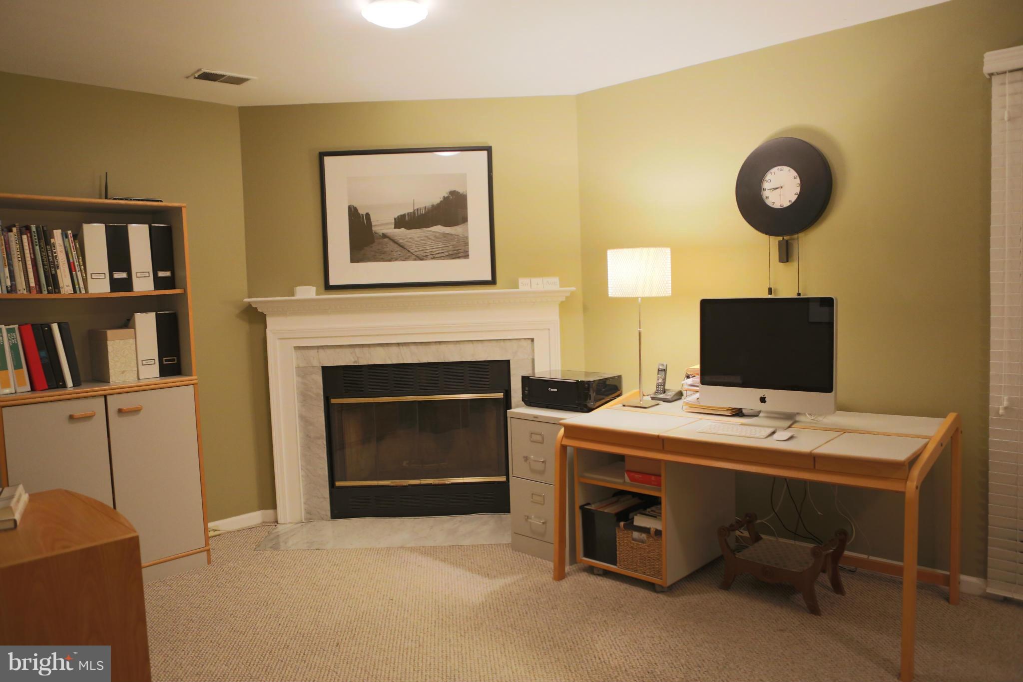 6805 Mayfair Road Laurel, MD 20707 - Photo 6 of 22 Family Room