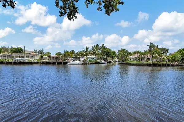 $5,250 | 14 Royal Palm Way, Unit 303, Boca Raton, FL 33432